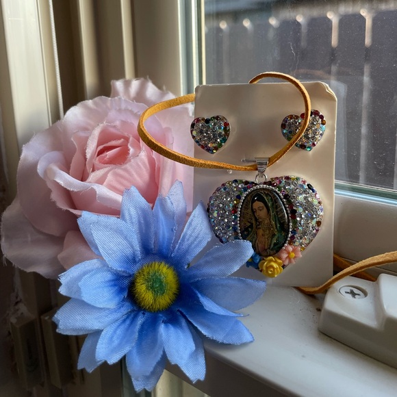 Our lady Guadalupe 925 sterling silver heart rhinestone pendant and earrings - Picture 13 of 17